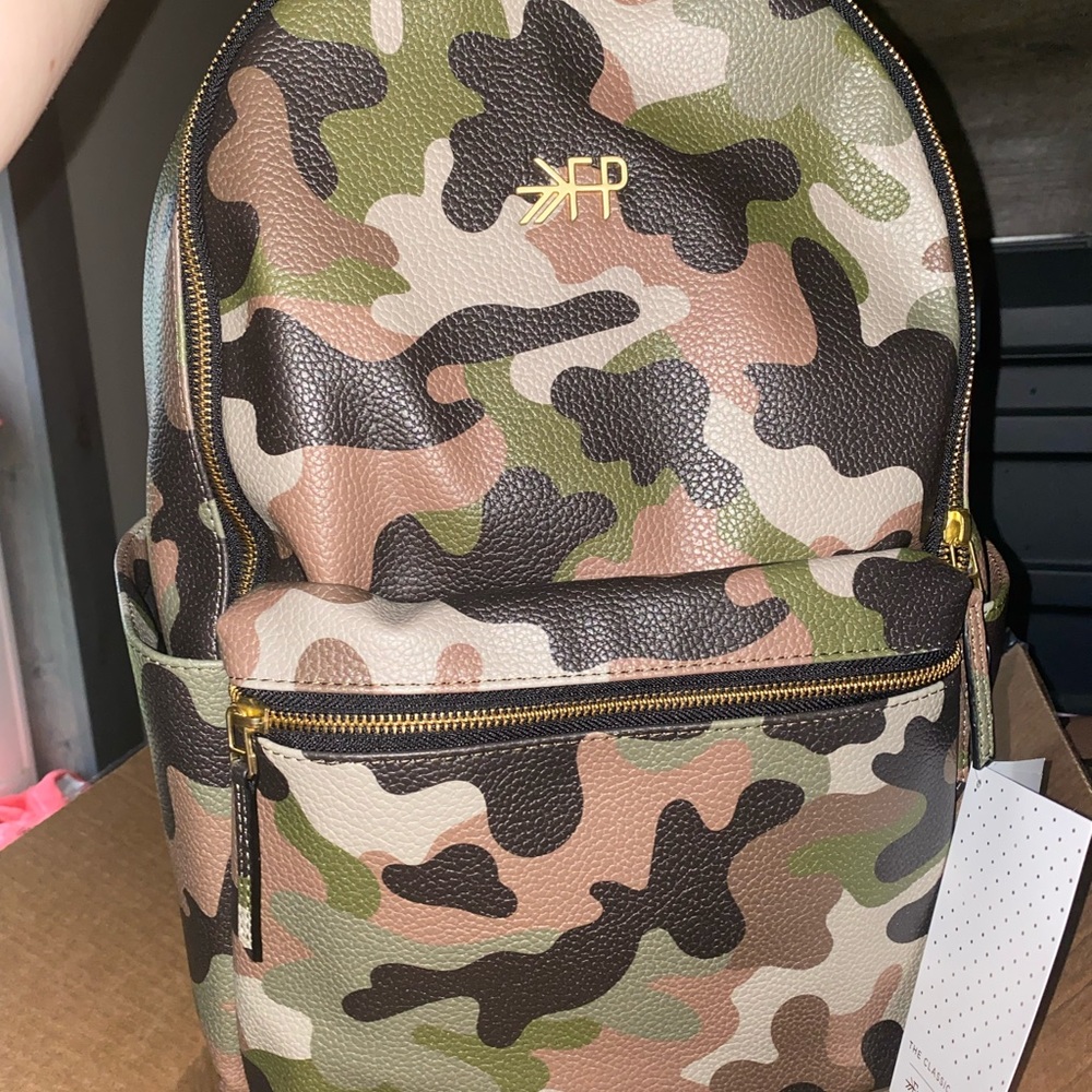 freshly picked diaper bag (camo)